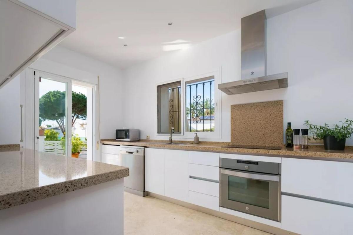 Villa Private Pool And Sea View Marbella